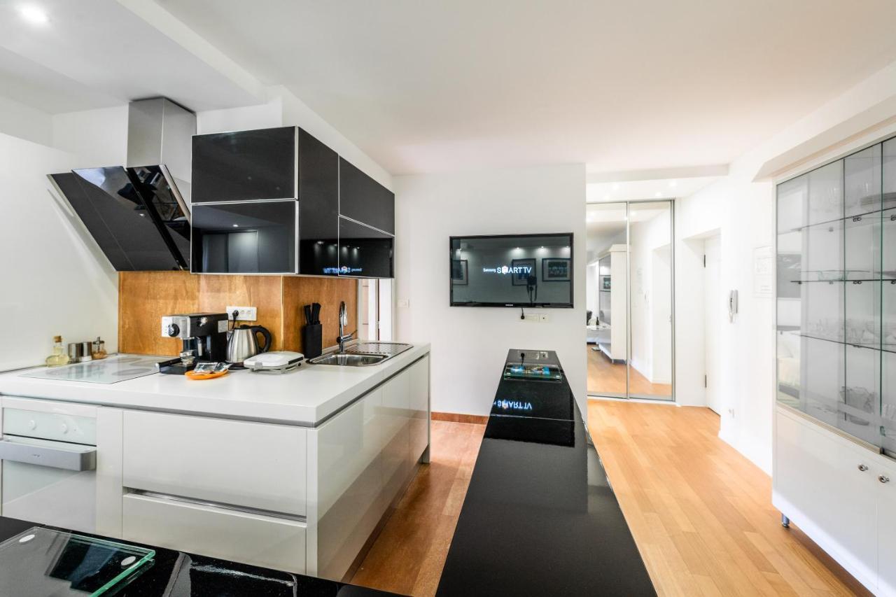 Luxury Apartment Set Split Exterior photo